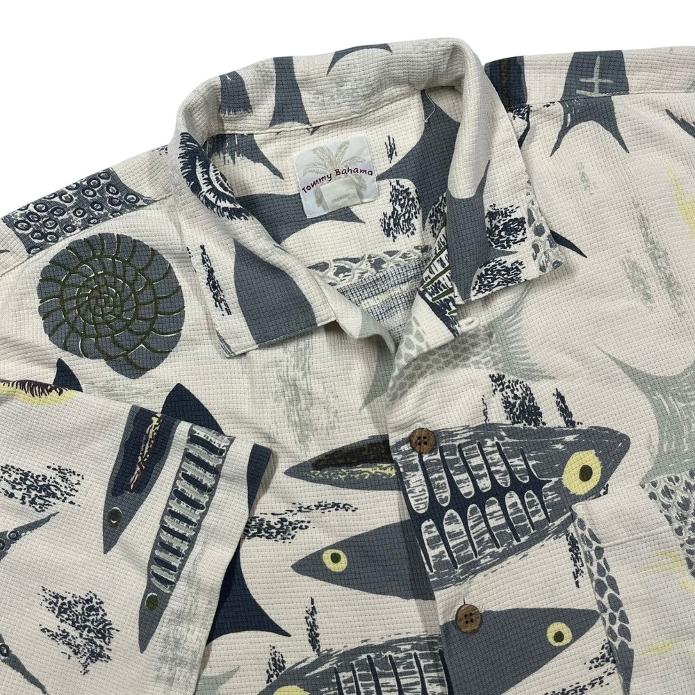 Tommy Bahama Relax Silk Camp Shirt Mens L Cream Fish Print Waffle Texture *Flaw
